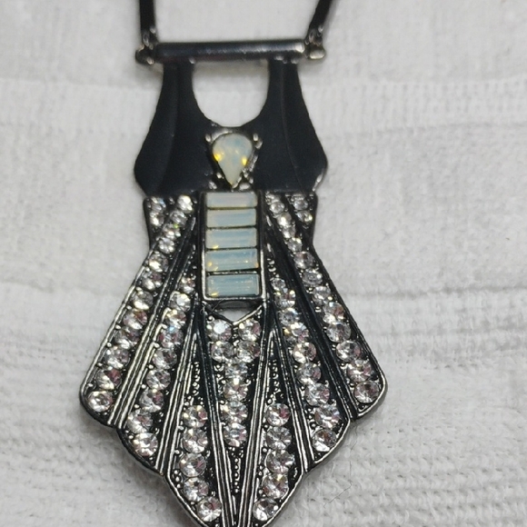 Extra Long Elegant Rhinestone Black and Silver Necklace Mod Chic Modern - Picture 2 of 7